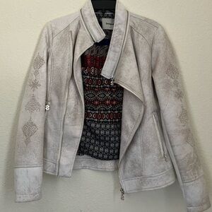 New Desigual Women’s Small White Motorcycle Jacket Embroidered Vegan Suede